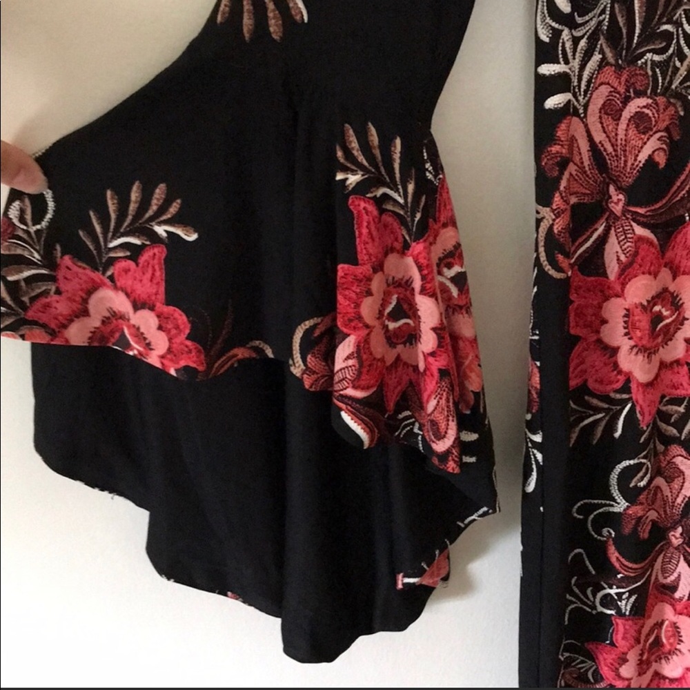 Roz & Ali Print Flare/Bell Sleeve Dress